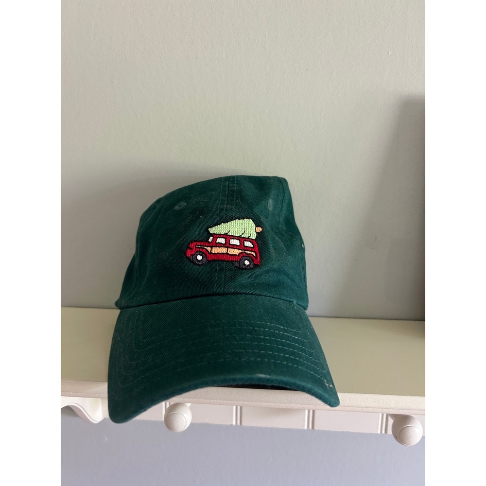 Vineyard Vines 2016 Christmas Tree Woodie Wagon Hat Green Leather Strap Cap